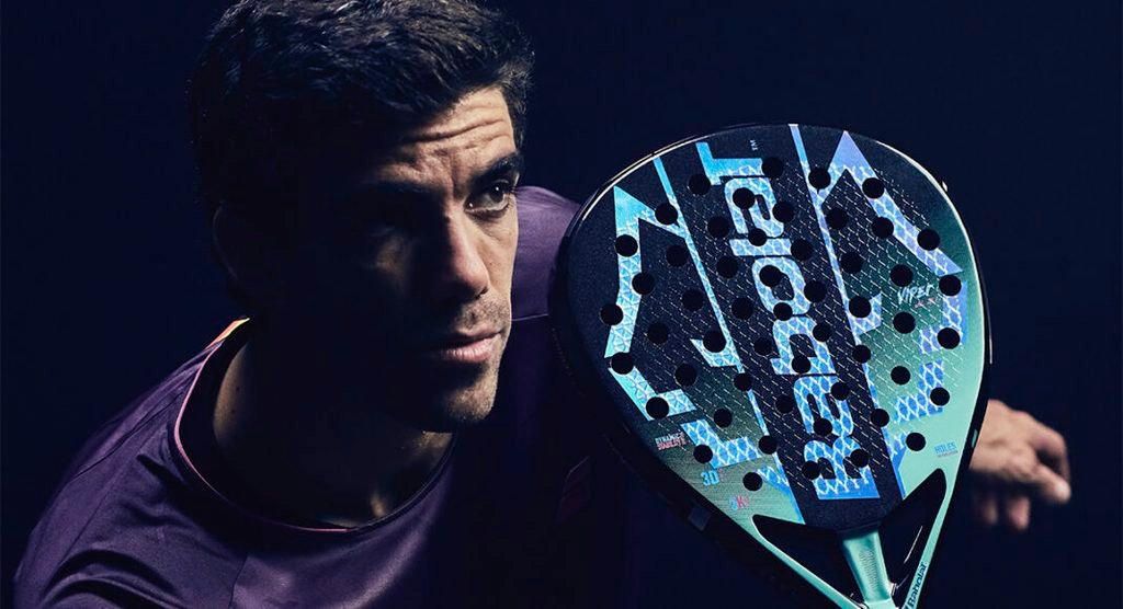 Babolat estrena la nueva coleccion de Juan Lebron a los pies de la Torre Eiffel